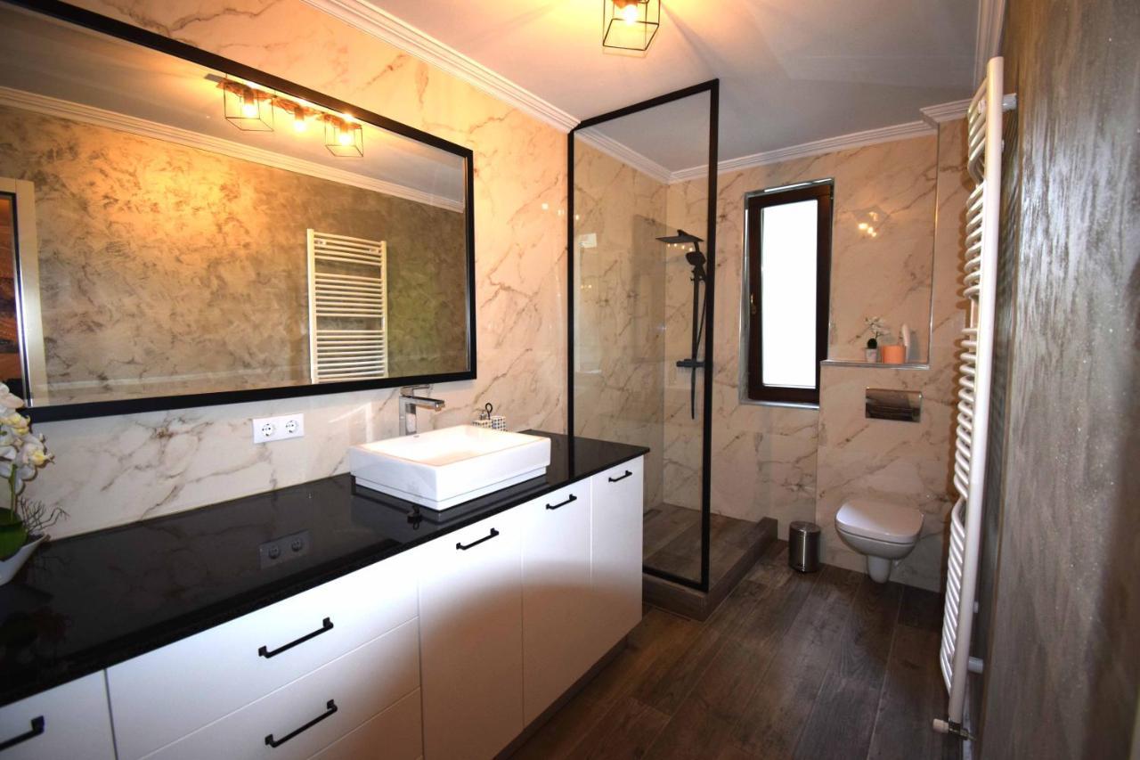 Luxury Apartment Central Targu Mures Exterior foto